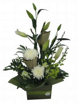 Courtney's Classic Flower Arrangement